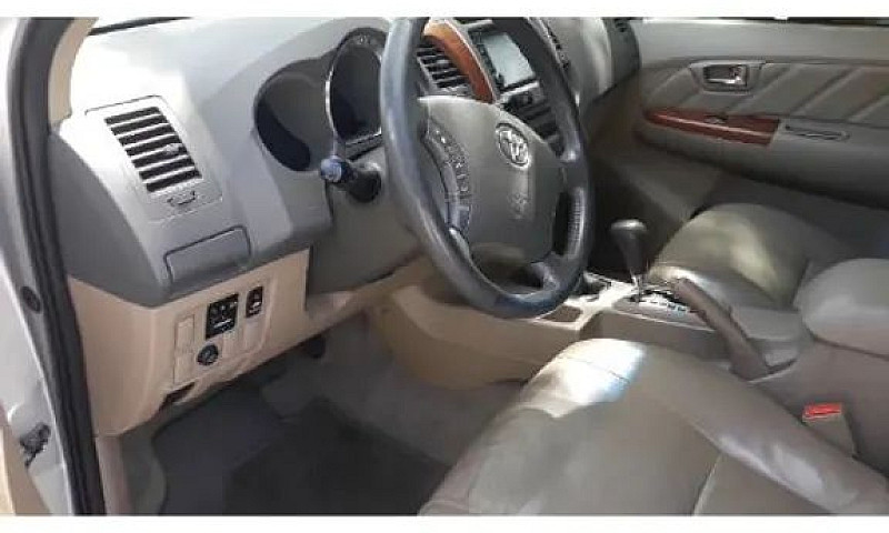 Toyota Hilux Sw4 Srv...
