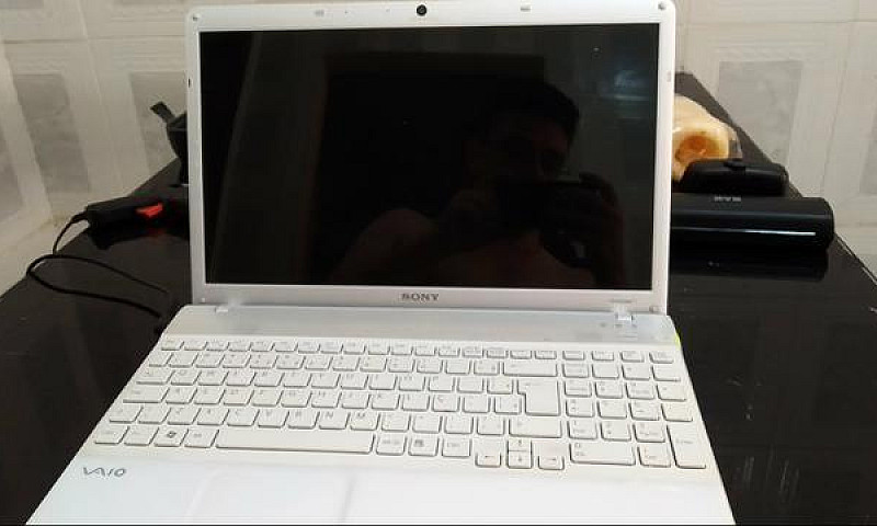 Notebook Sony Vaio E...