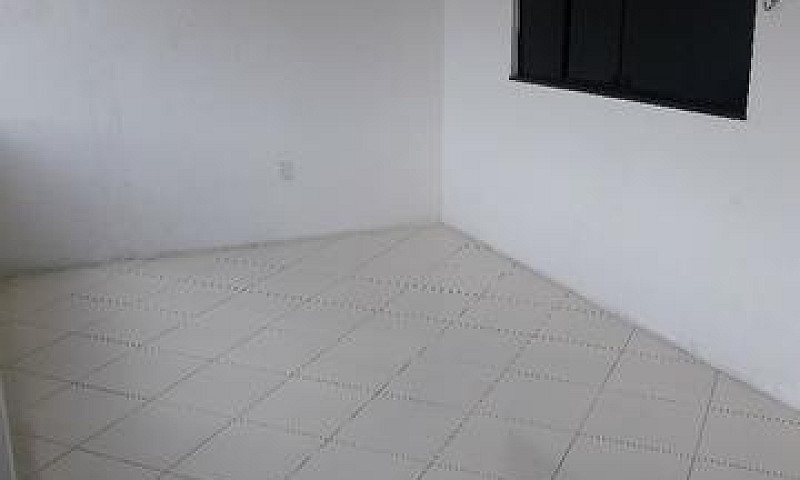 Aluga-Se Apartamento...