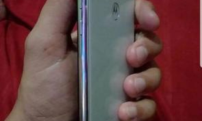 Motorola One 64Gb...