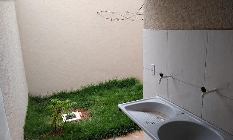 Alugo Casa Nova...