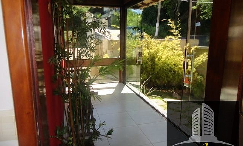 Casa Alto Padrão Ref...