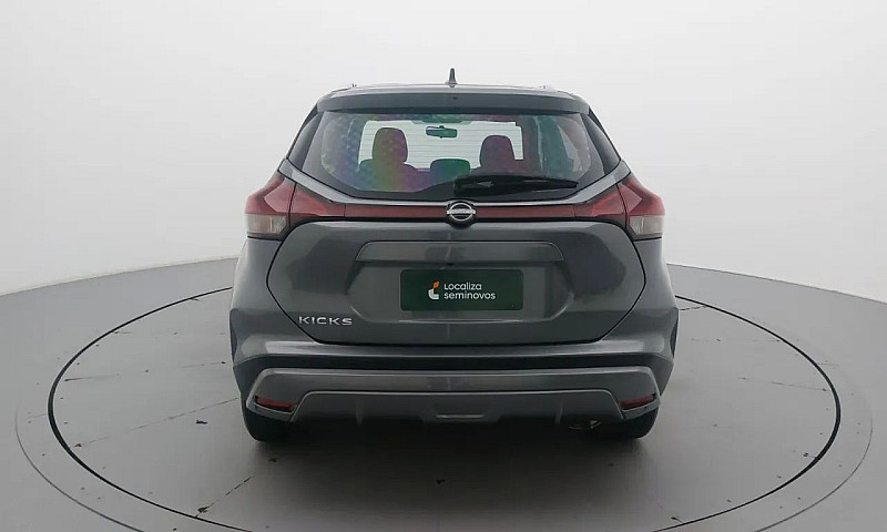 Nissan Kicks Sense 1...