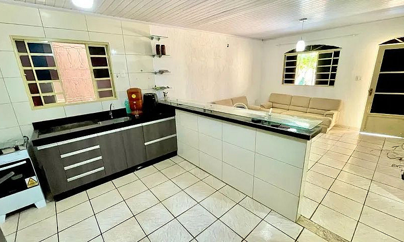 Casa 2 Quartos, Gara...