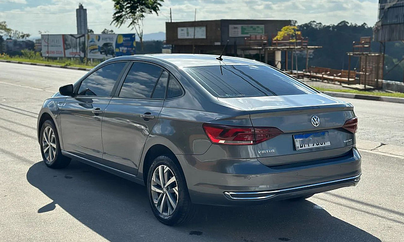 Volkswagen Virtus Hi...