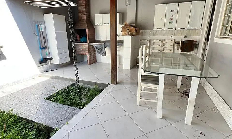 Casa Terrea Com Quin...