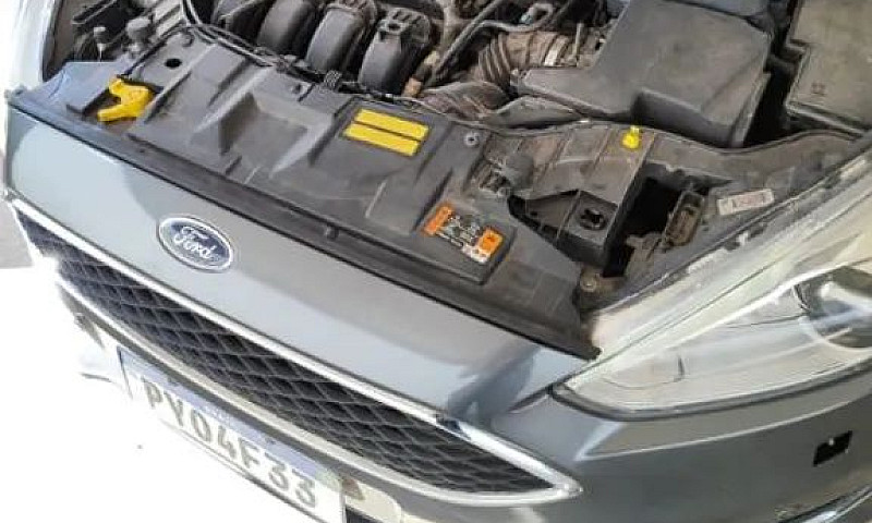 Ford Focus Fastback ...