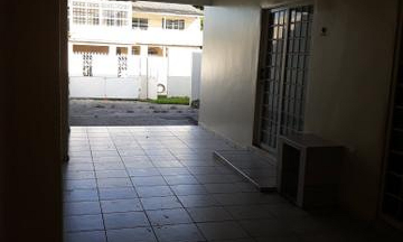 4 Quartos/Conj.copha...