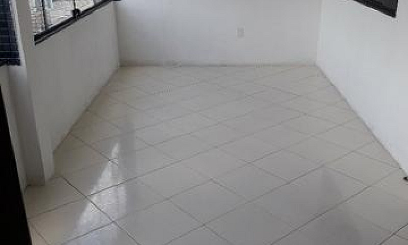 Aluga-Se Apartamento...
