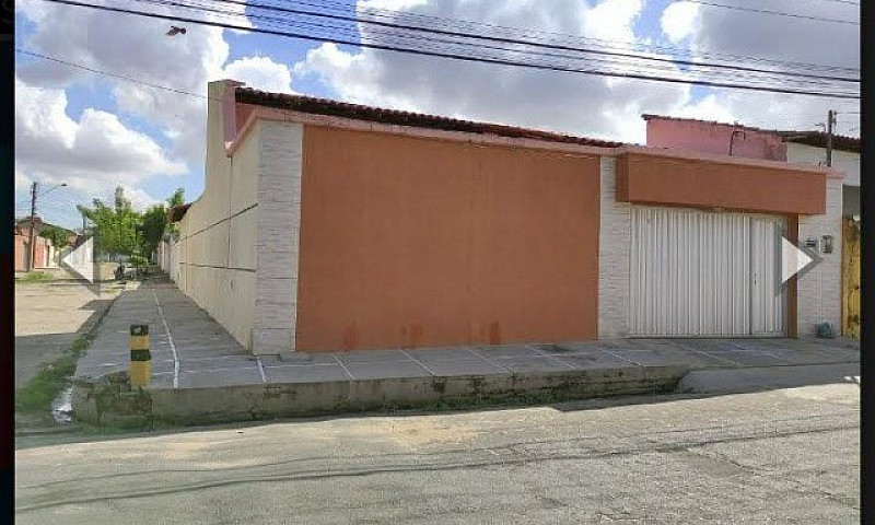 Casa À Venda No Bair...