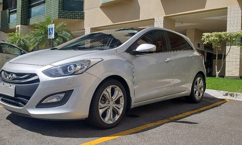 Hyundai I30 1.6 Mpfi...
