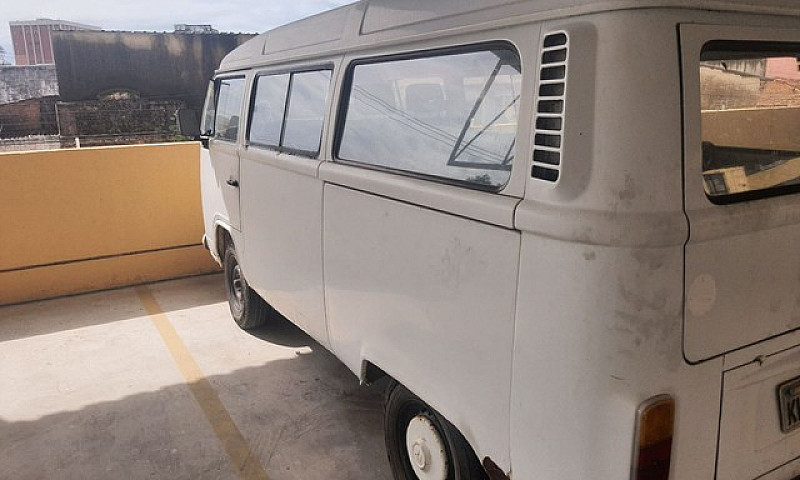 Vendo Kombi 2003...