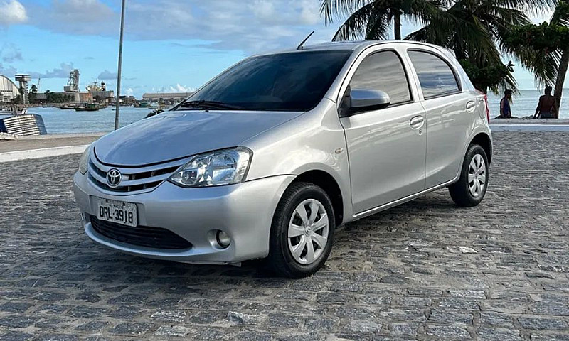 Etios 1.3 Ano 2015 M...