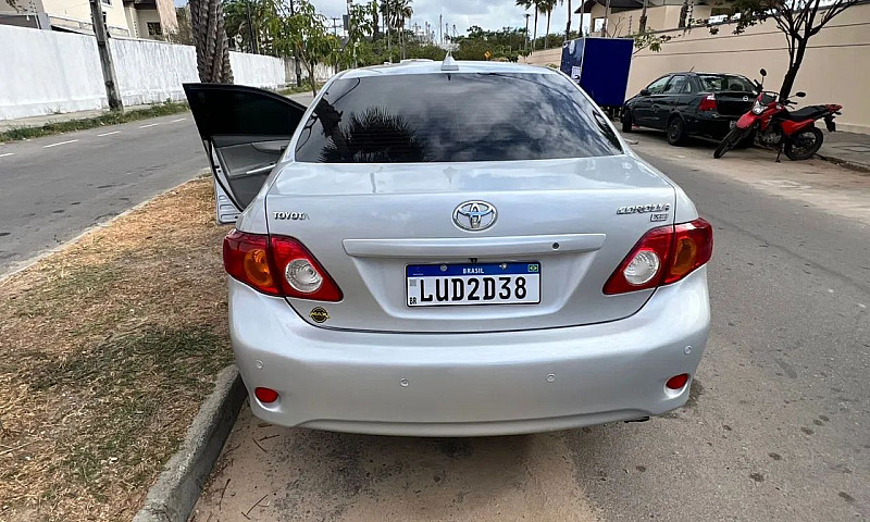 Toyota Corolla Xei 1...