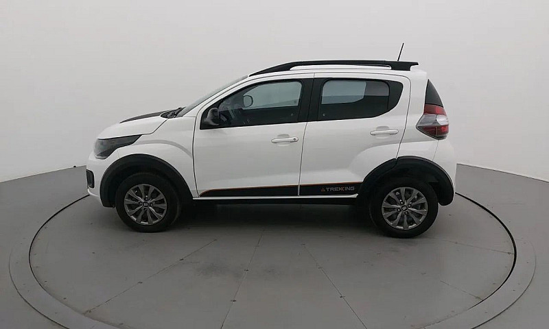 Fiat Mobi Trekking 1...
