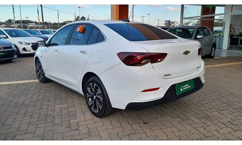 Chevrolet Onix Plus ...