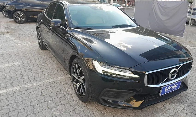 Volvo S60 T-4 Moment...