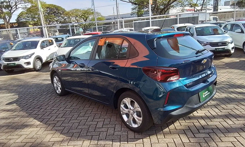 Chevrolet Onix Hatch...