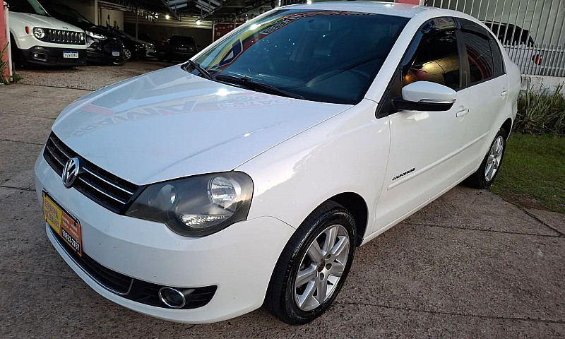 Volkswagen Polo Sed....