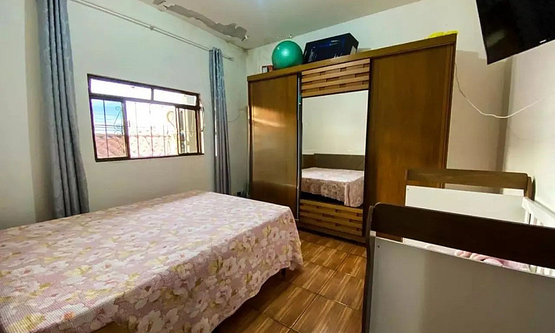 Casa A Venda No Bair...