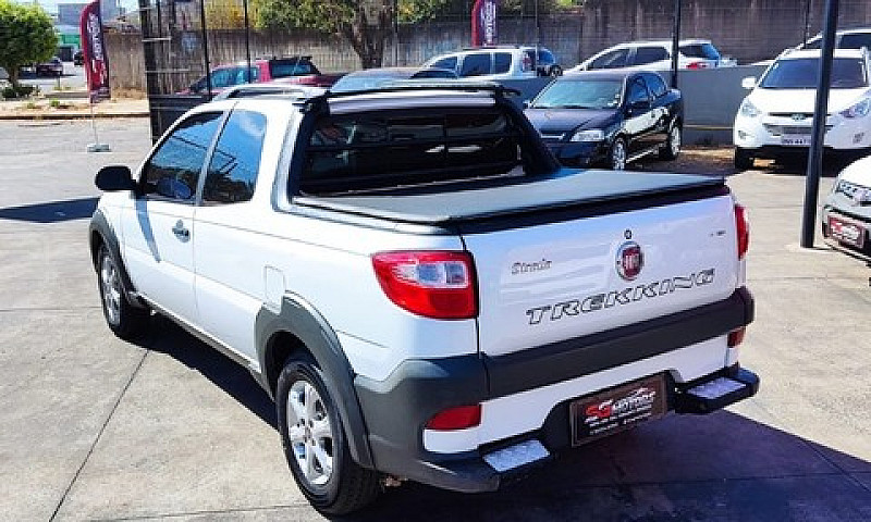 Strada Cd 1.6 Trekki...