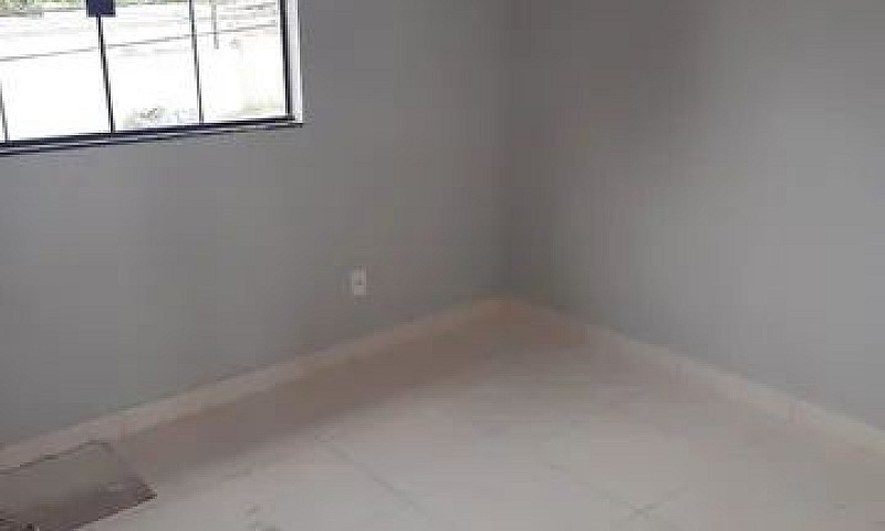 Alugo Casa De 4 Quar...