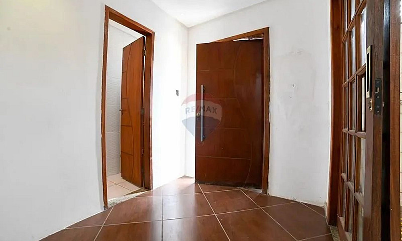 Casa Na Rua Das Esme...