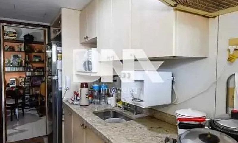 Apartamento : / Resi...