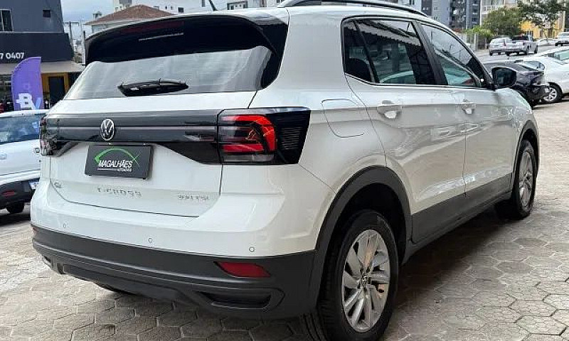 Volkswagen T-Cross 1...