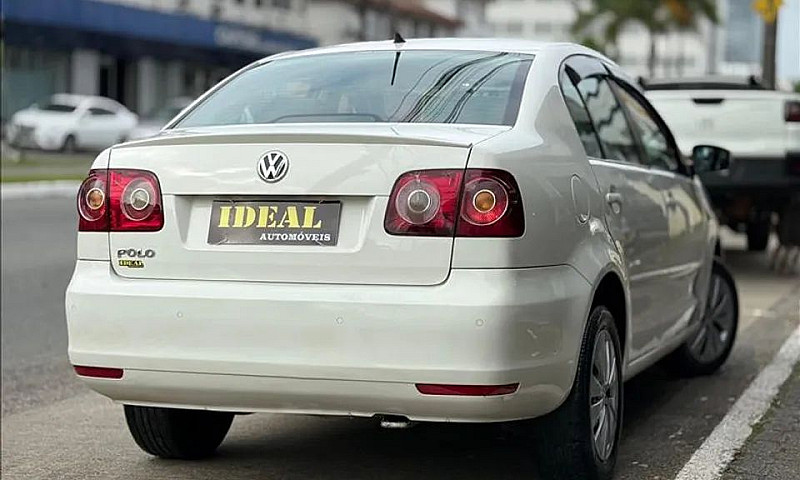 Volkswagen Polo 1.6 ...