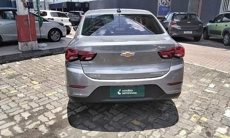 Chevrolet Onix Plus ...