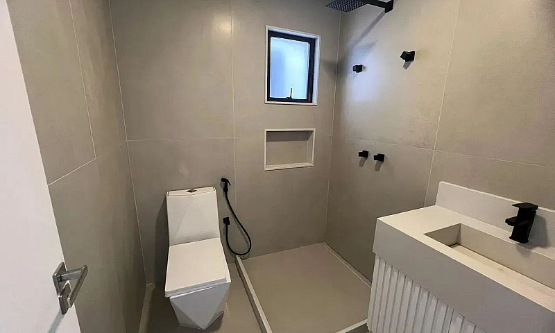 Casa Contemporânea R...