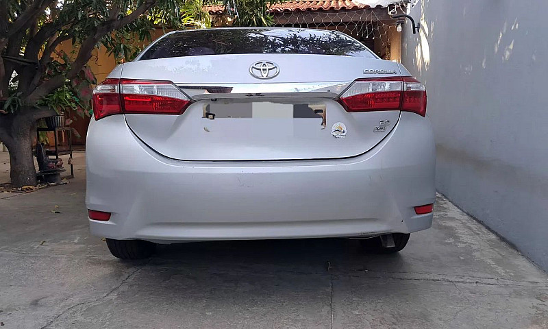 Toyota Corolla Xei 2...