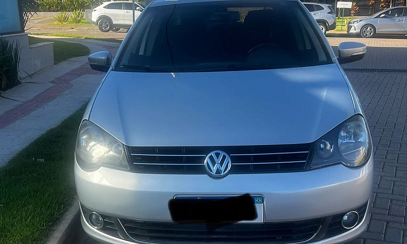 Volkswagen Polo Sed....