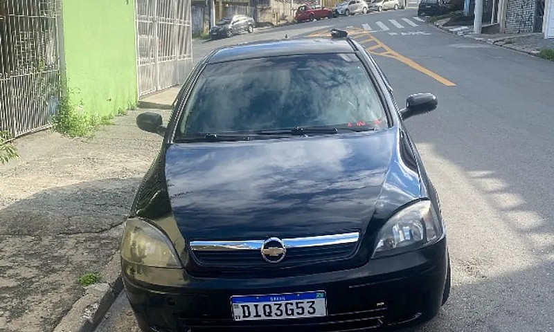 Chevrolet Corsa Hatc...