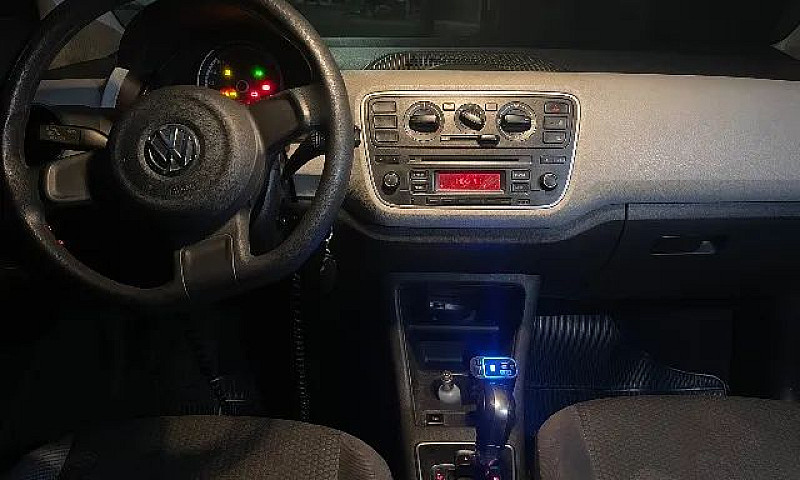 Volkswagen Up! Move ...
