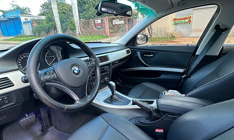 Bmw 320I A 2010...