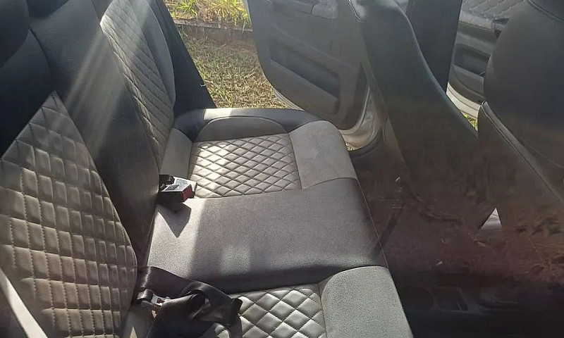 Volkswagen Voyage Ev...