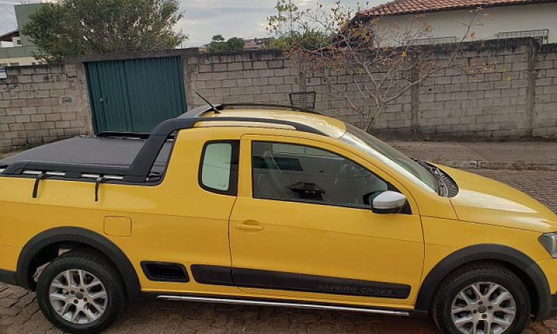 Saveiro Cross 2015...