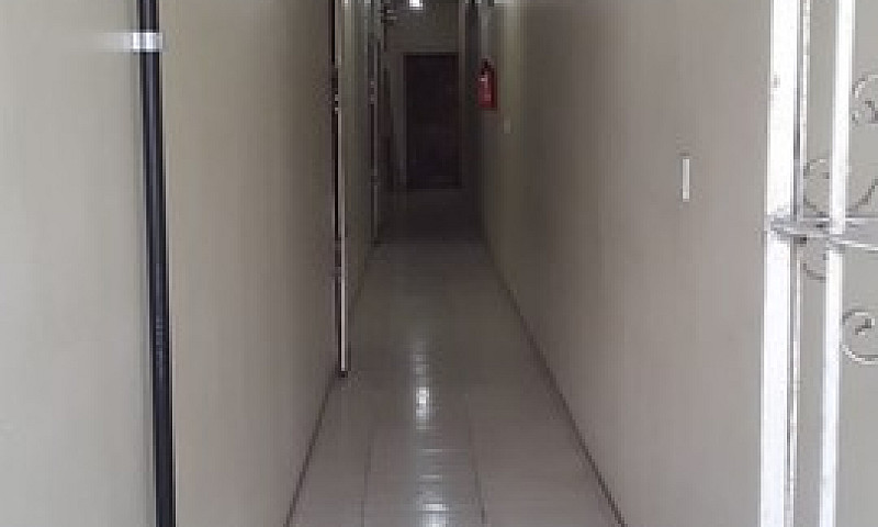Apartamento De 1/4 N...