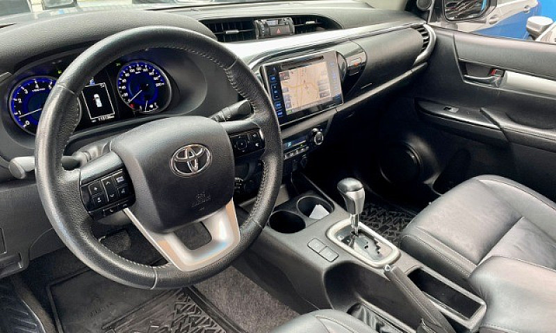 Toyota Hilux 2.7 Srv...