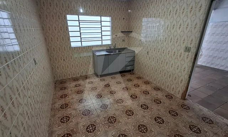 Casa Com 2 Quartos, ...