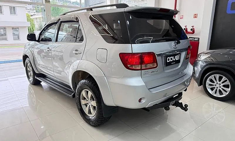 Toyota Hiluxsw4 Srv4...