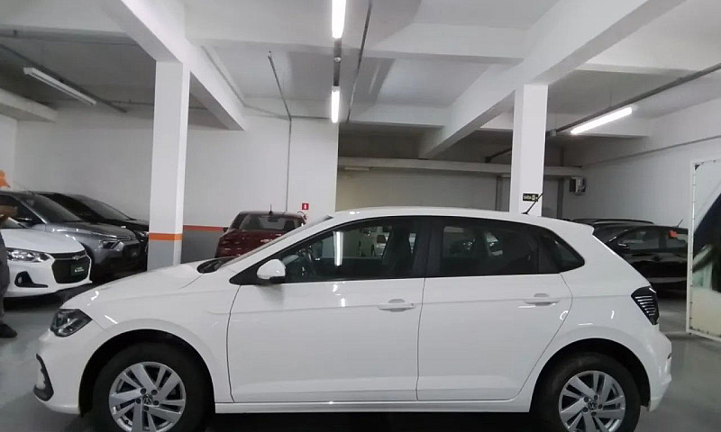 Volkswagen Polo 2024...