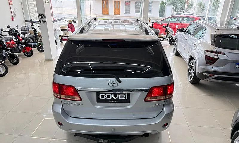 Toyota Hiluxsw4 Srv4...