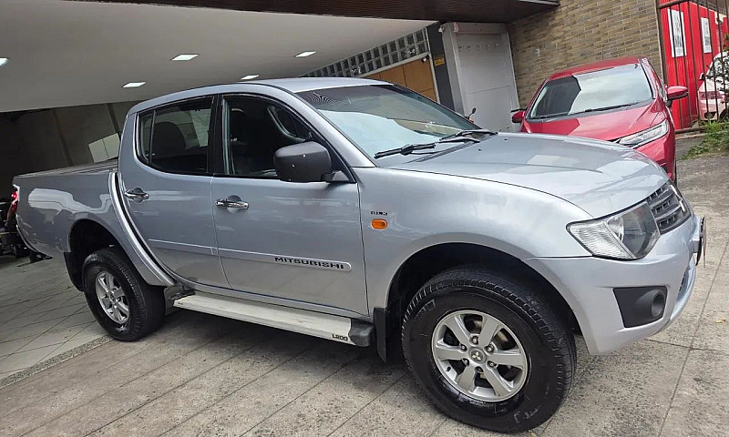 Mitsubishi L200 Trit...