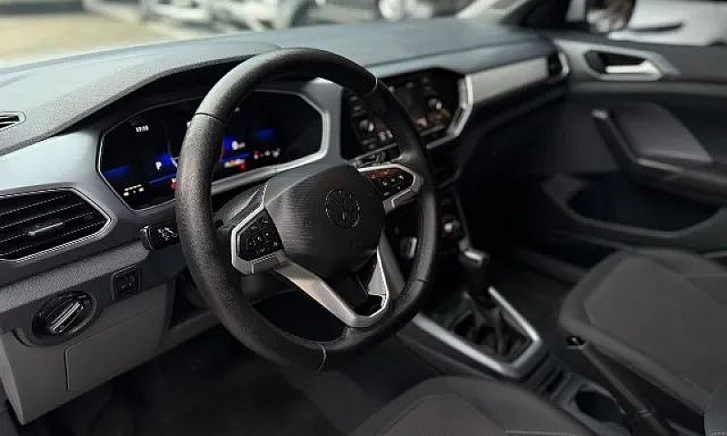 Volkswagen T-Cross 1...