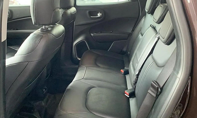 Fiat Toro Volcano 1....