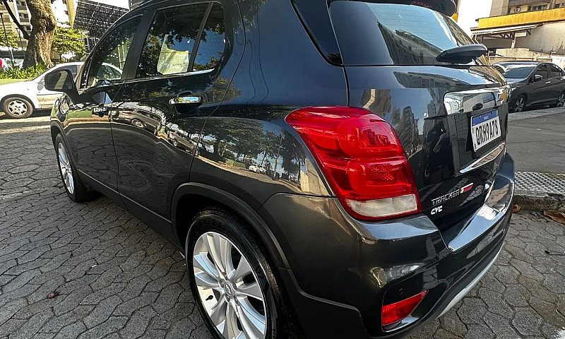 Chevrolet Tracker Pr...