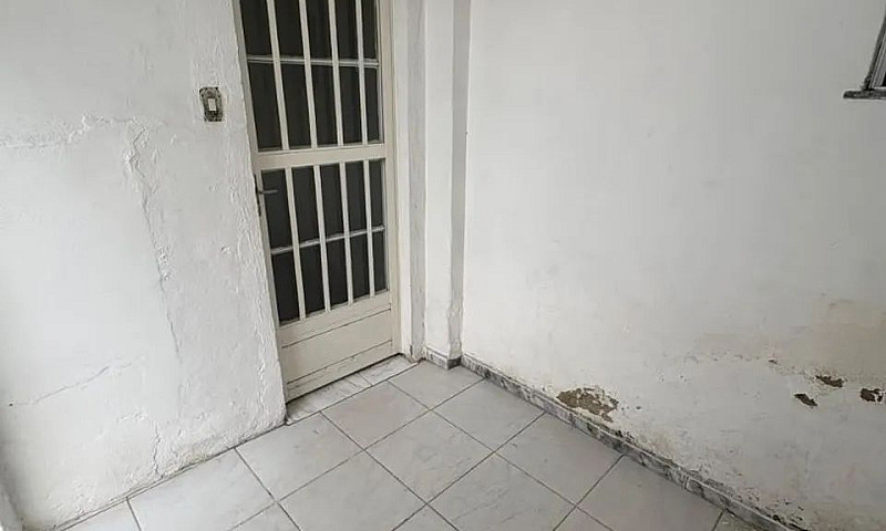 Alugo Casa No Jardim...